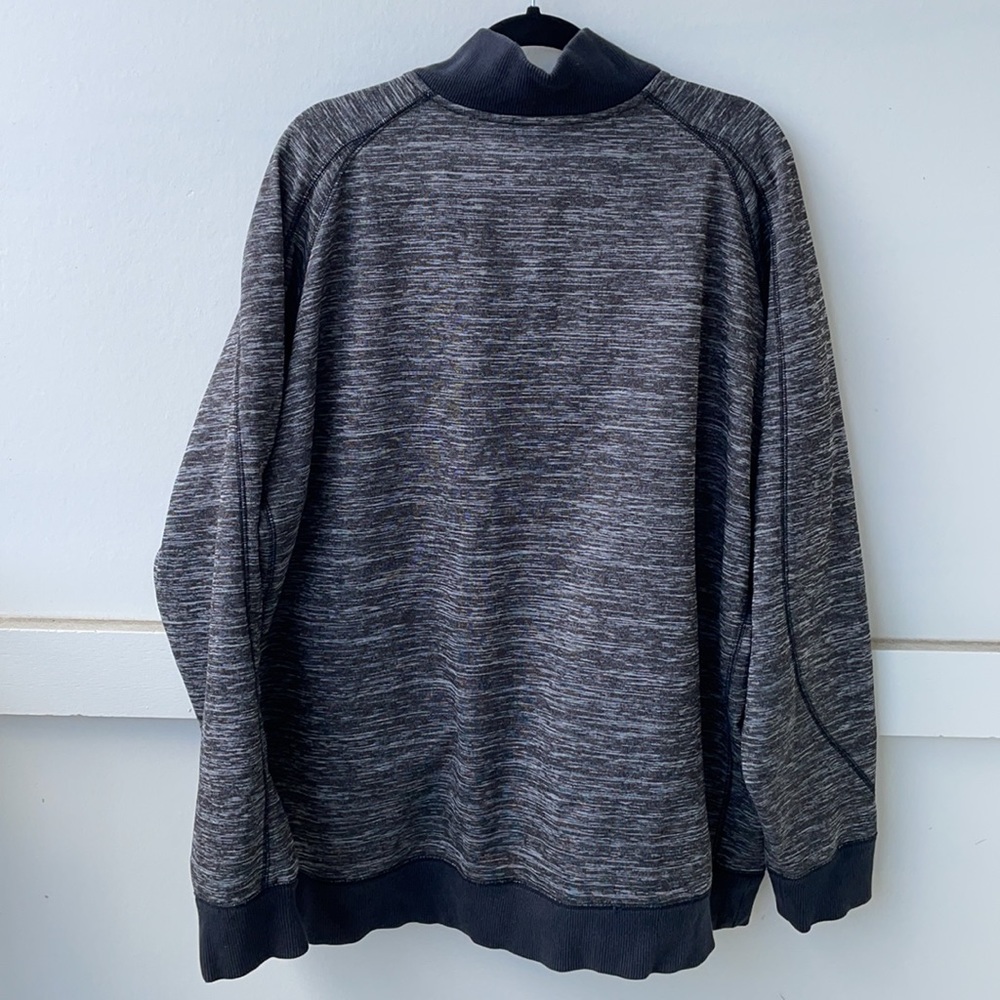 Jordan Black Zip-Up - Picture 4 of 4